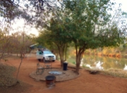 Wunderschön gelegen der Zeltplatz im Tulli Block im Osten von Botswana.