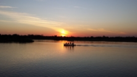Sonnenuntergang auf dem Zambezi River.